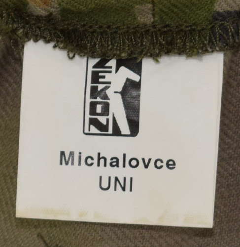 Etiquette du fabricant. Etiquette du fabricant.