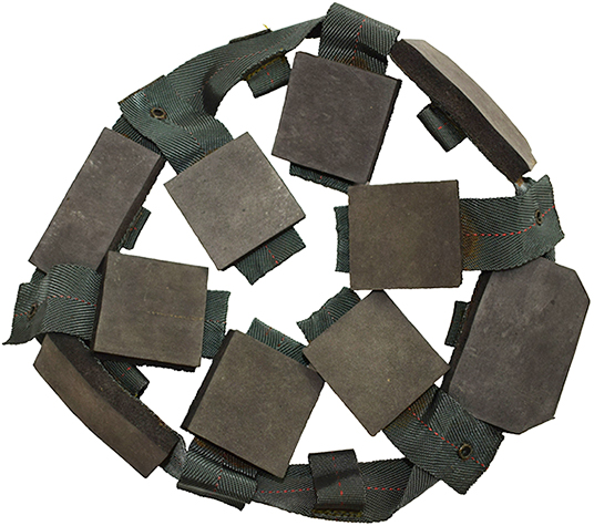 Suspension, envers/revers. Suspension, envers/revers.