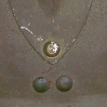 Pointue en alu, THIBAULT. Pointue en alu, THIBAULT.