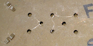 Trous d'aération. Trous d'aération.