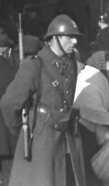 Vichy : la Garde. Vichy : la Garde.