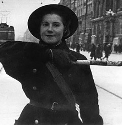 Casque de la défense de Leningrad. Casque de la défense de Leningrad.