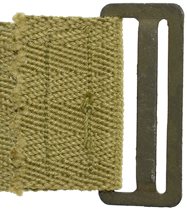 Extrémité et boucle de réglage. Extrémité et boucle de réglage.