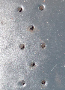 Trous d'aération. Trous d'aération.