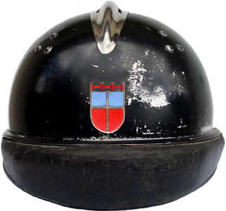 Casque du Saarbataillon (reconstitution). Casque du Saarbataillon (reconstitution).