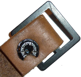 Détail fixation. Détail fixation.